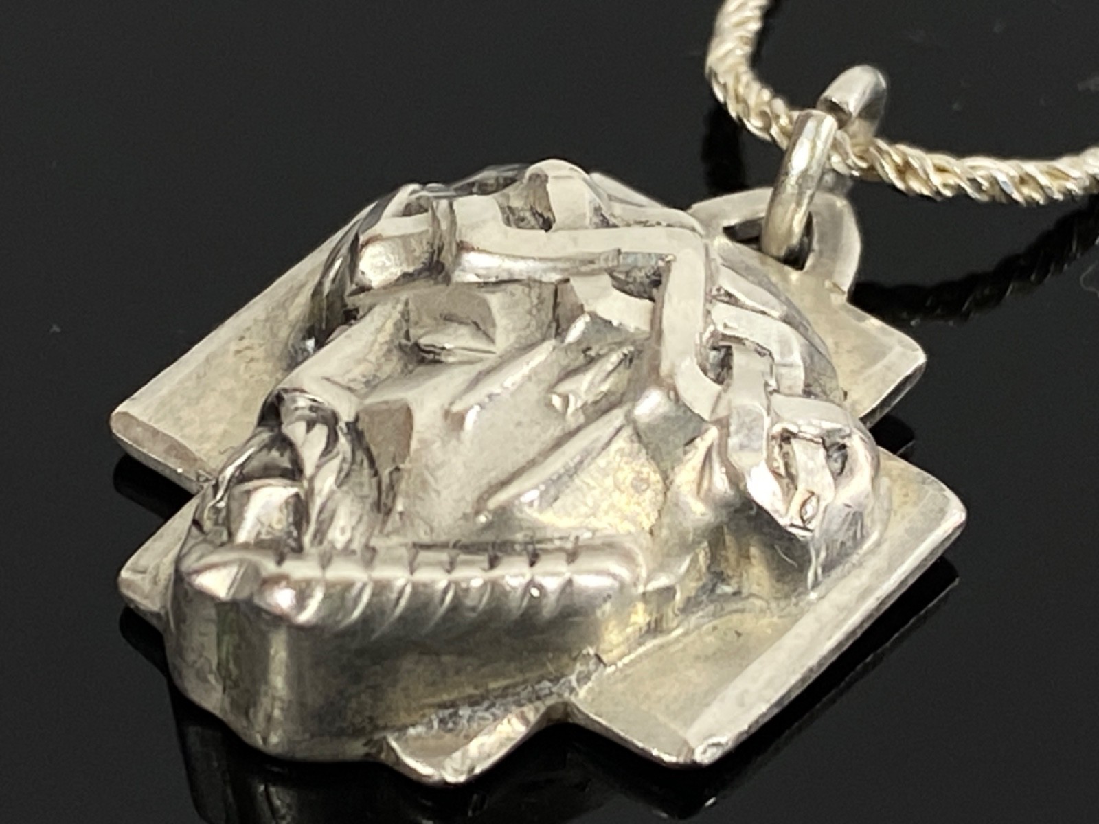 Sterling Silver THEDA Jesus Christ Crown Of Thorns Pendant Necklace 10.4g / 18g