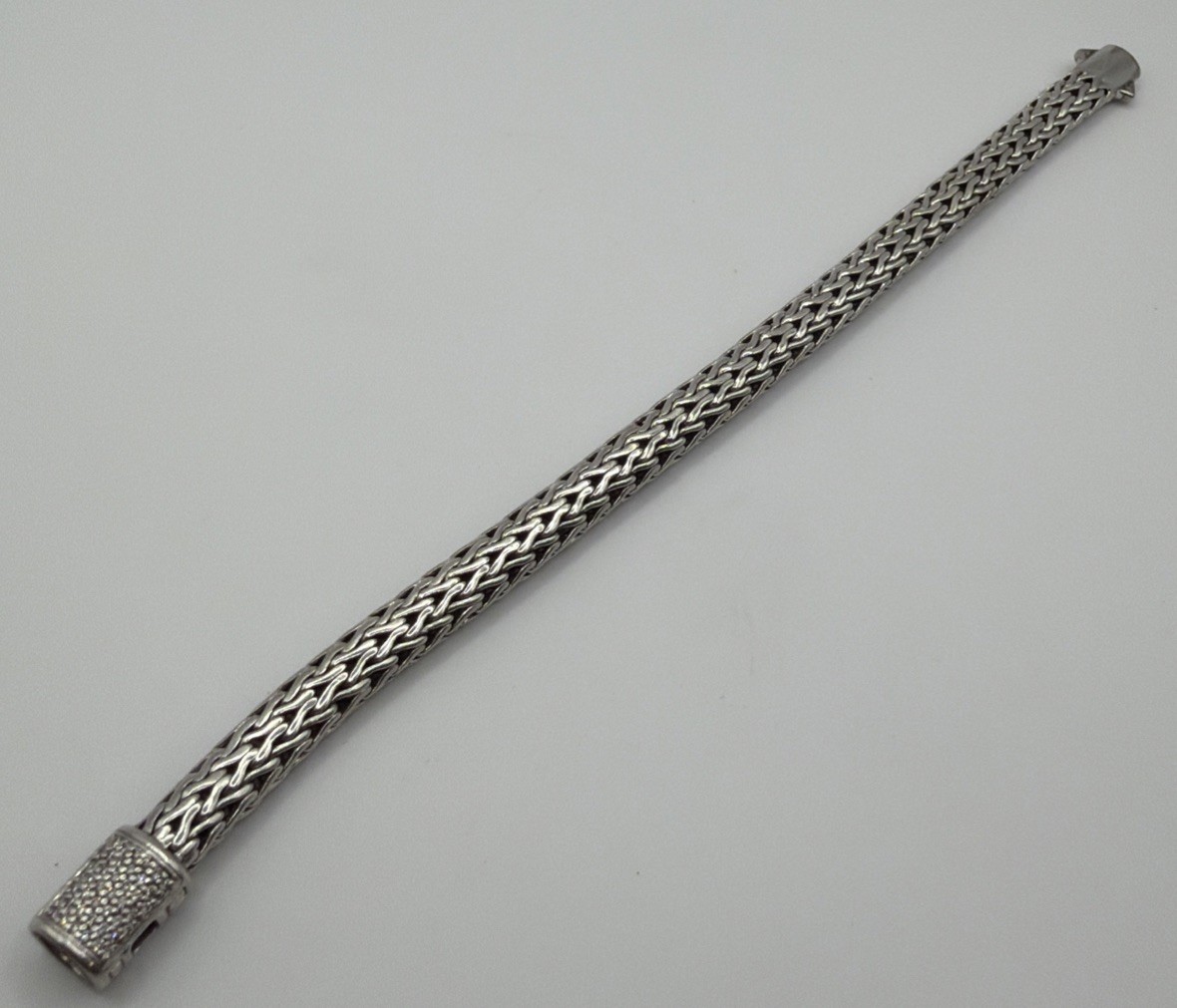 John Hardy Sterling Silver & 18k Classic Chain Icon Diamond Bracelet 7 5/8” 7mm