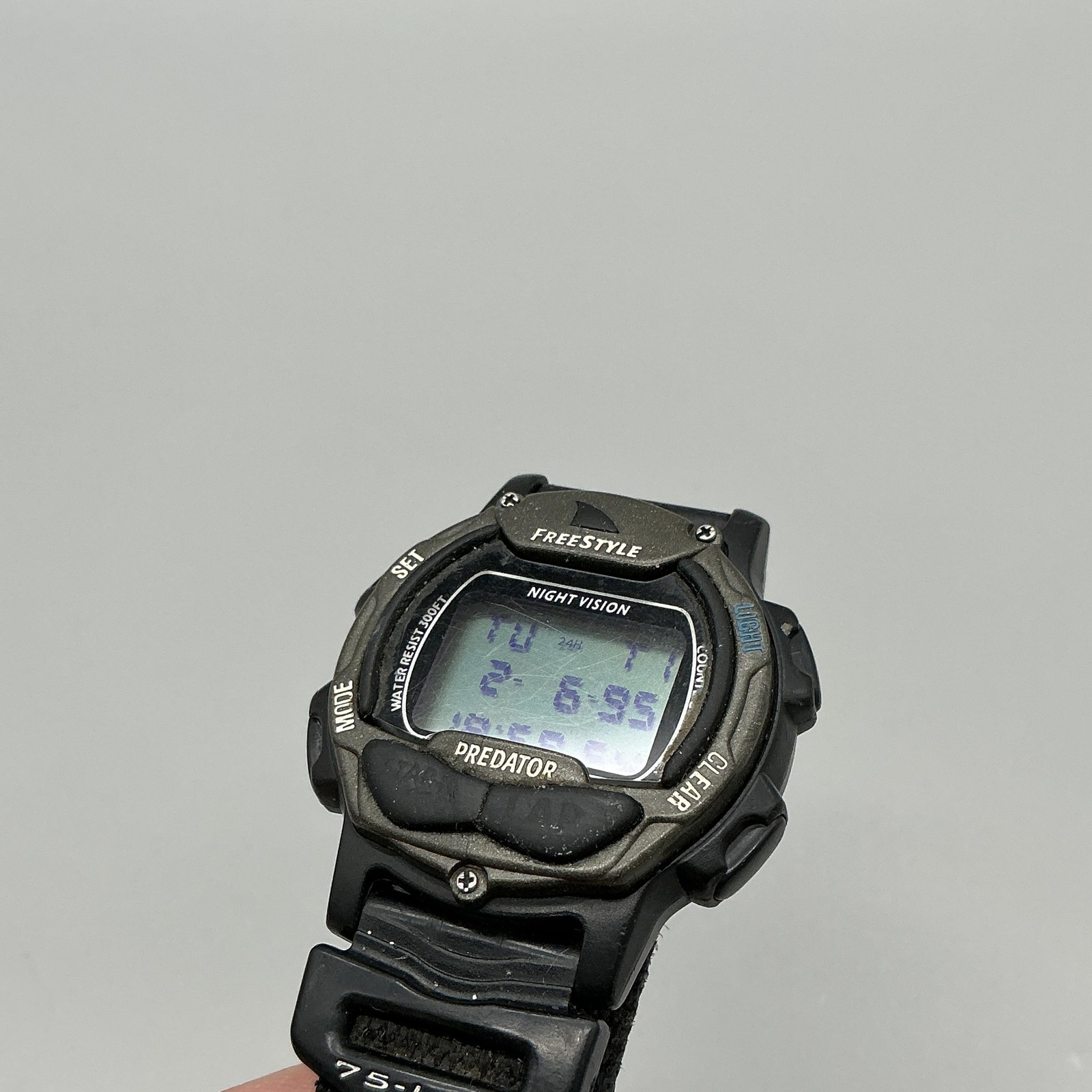 Vintage Freestyle Predator 711 Night Vision Mens Watch 39mm Digital New Battery