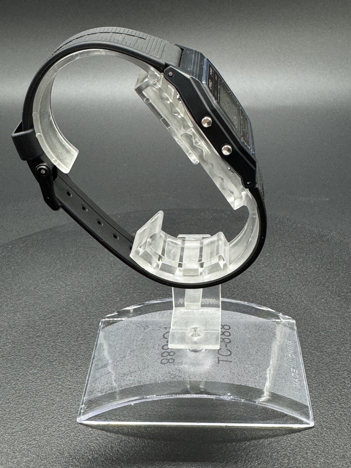 CASIO Collection F-84W-1QJH Black