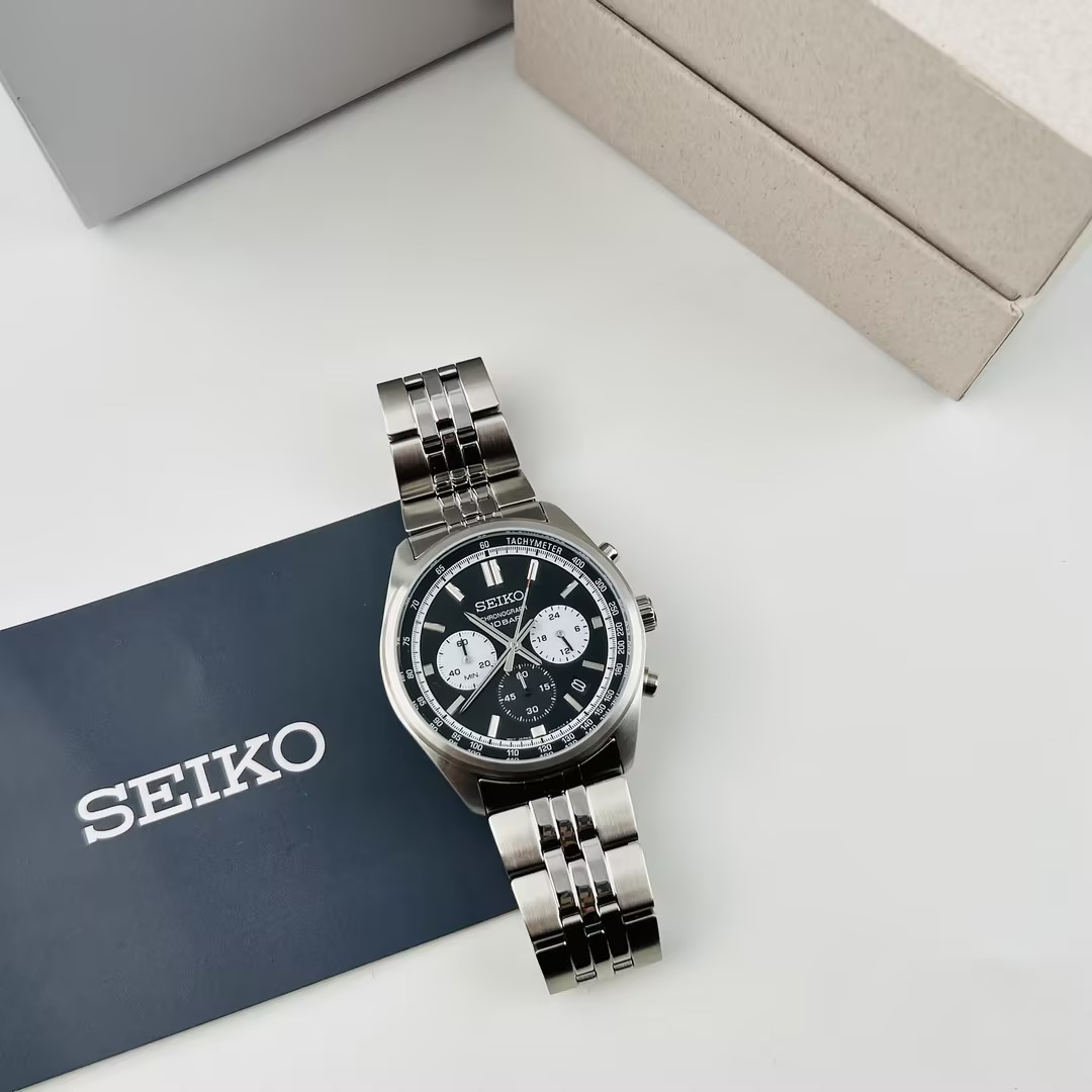 Seiko SSB429 Essentials Black Dial Stainless Steel Men’s Quartz Watch 41.5MM