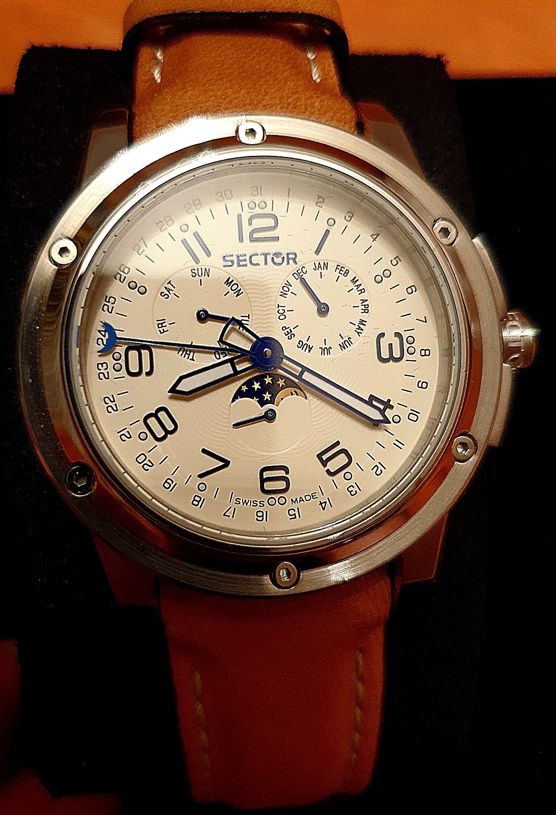 New Sector 850 Moon Phase Steel Leather 100Mt Swiss Made Watch