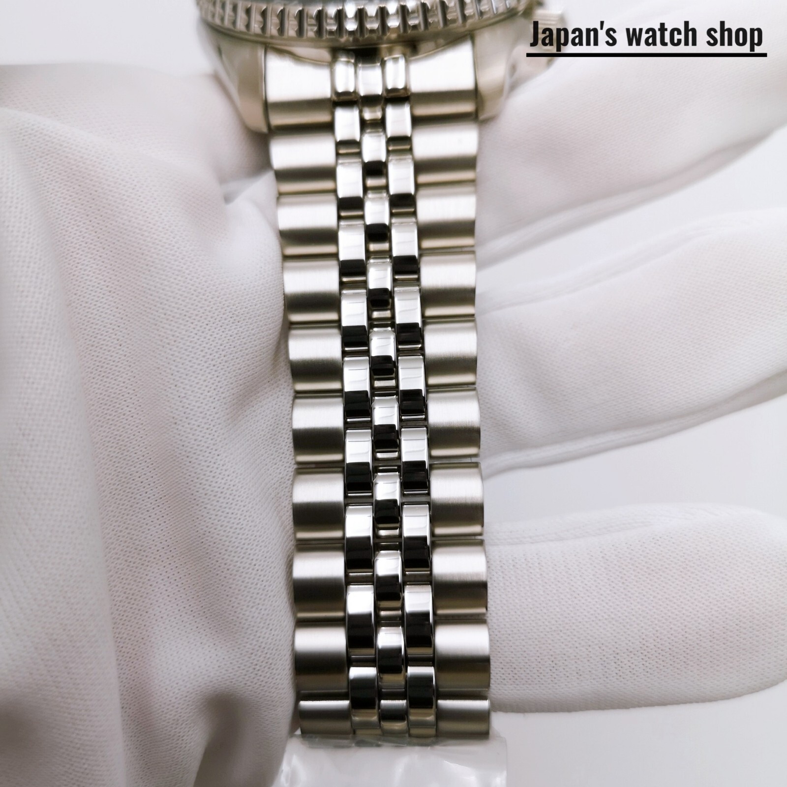 SEIKO 5 Sports SBSC017 White SKX Sports Style GMT Men’s Watch New in Box