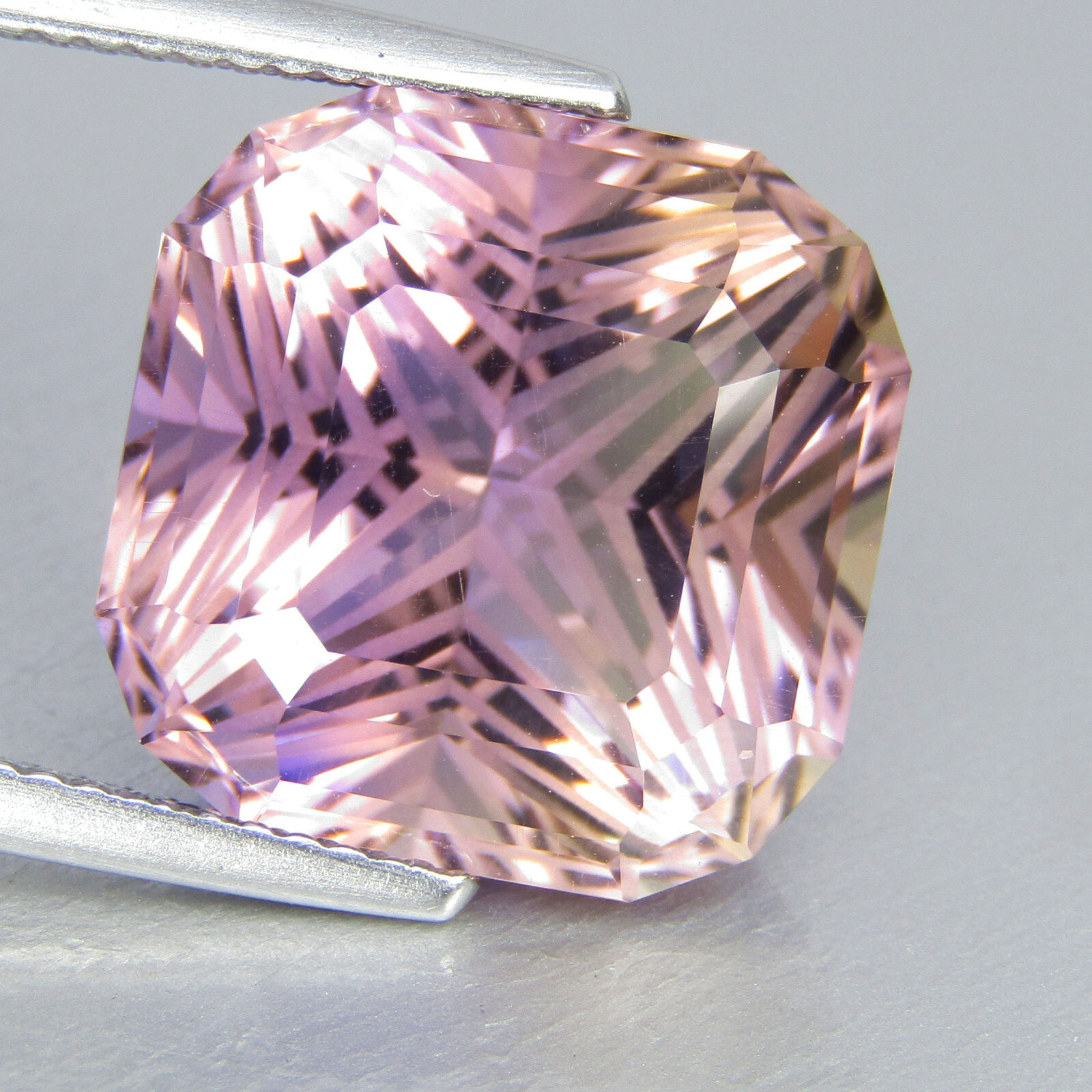 11.95Cts Magnificent Natural Bolivian Ametrine 13.7mm Fashion Radiant Cut Gem