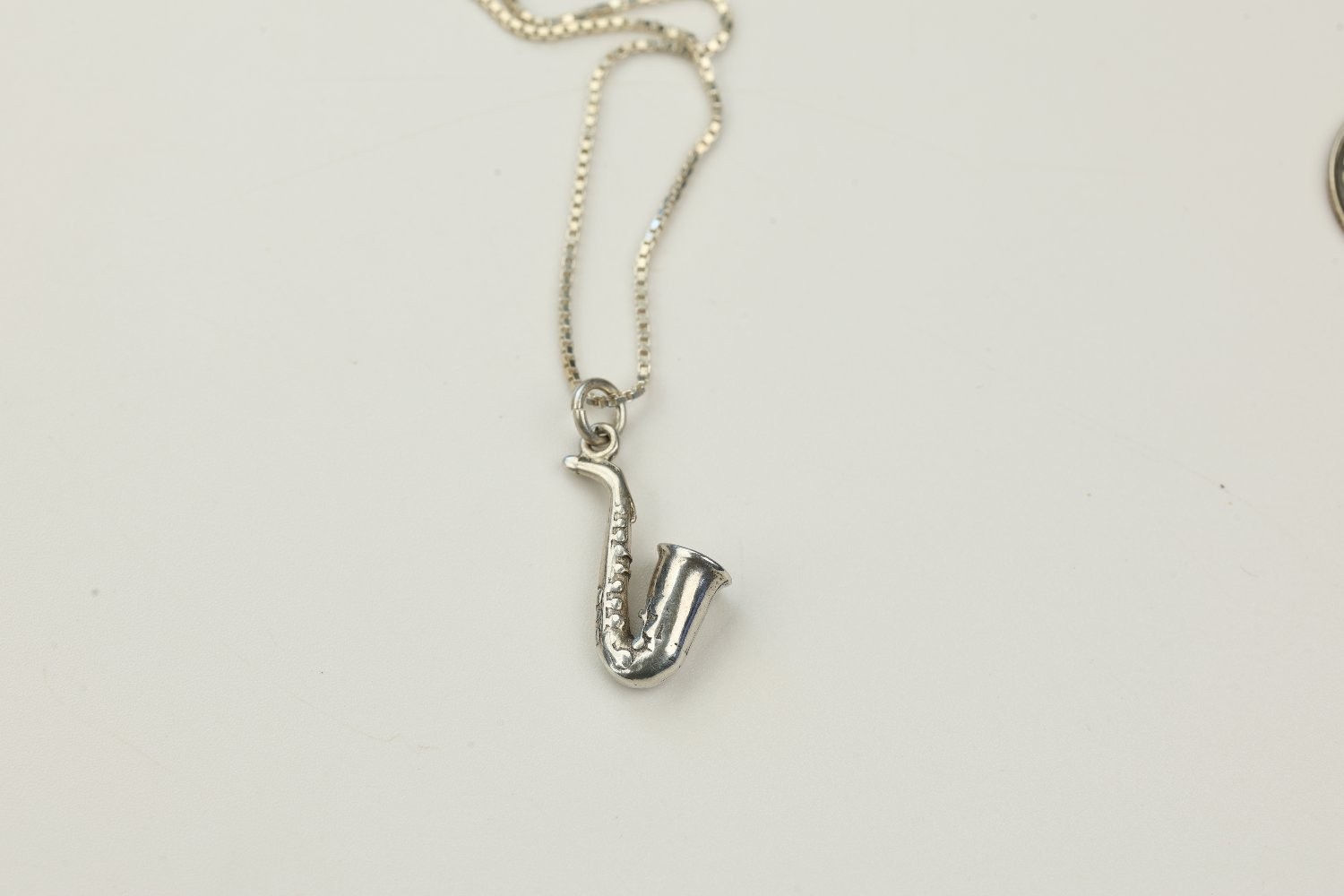 Vintage Sterling Silver Saxophone Pendant Necklace 925 Italy Box Chain 18″ 5g