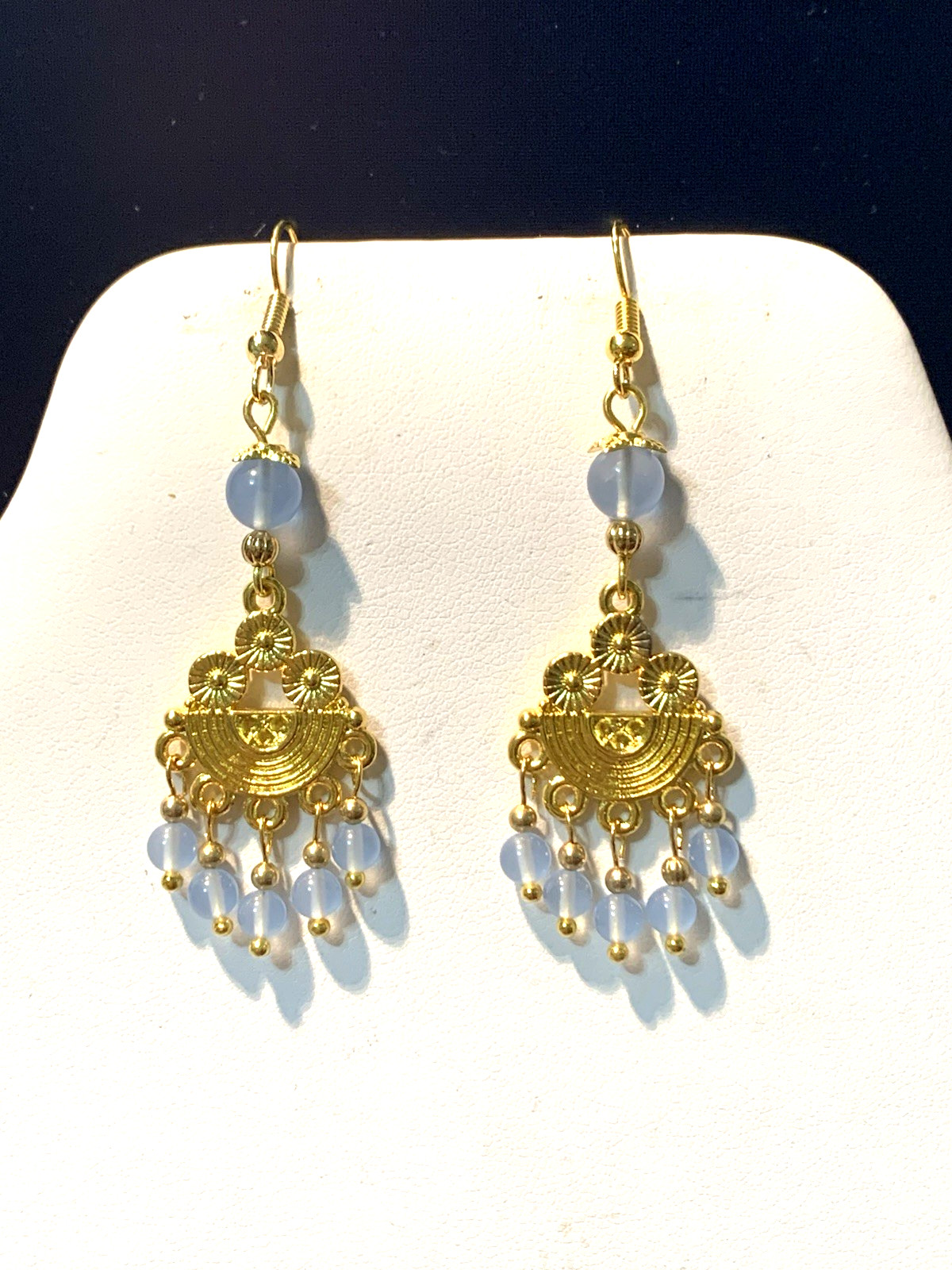 *NEW ITEM*HANDCRAFTED NATURAL BLUE CHALCEDONY ART-DECO CHANDELIER EARRINGS.g
