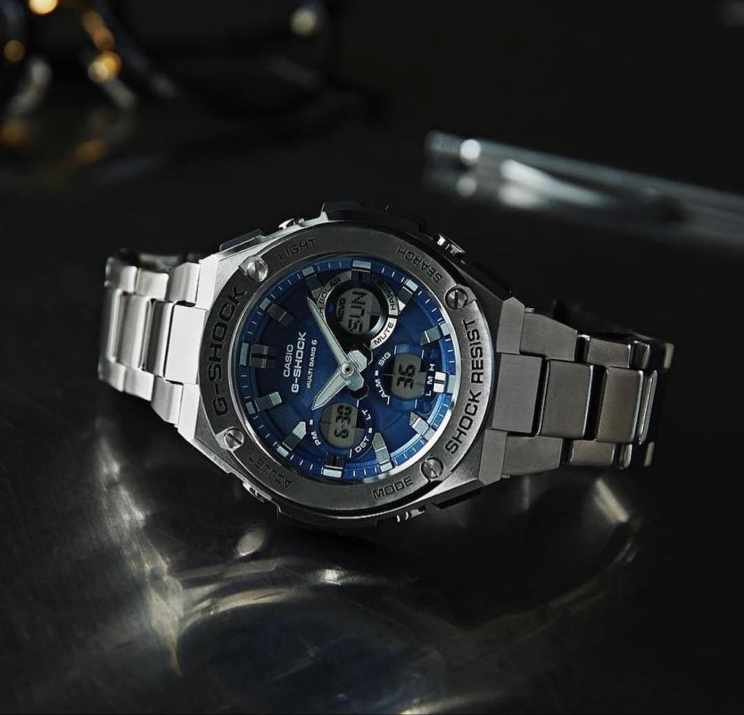 CASIO G-SHOCK GST-W110D-2AJF Silver Blue Radio Solar Watch Rare Color Used Japan