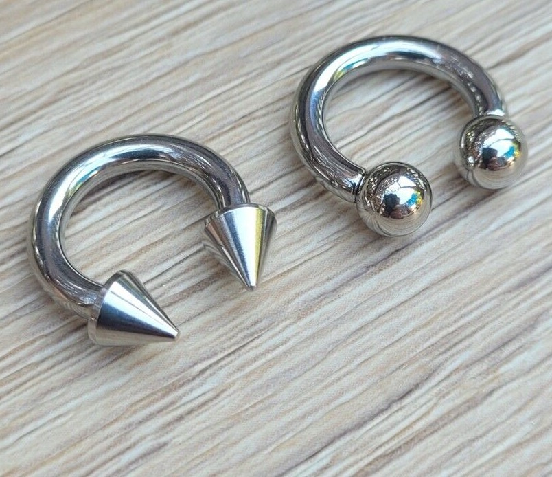 Pair Steel Spike Cone Ear Plugs Septum Tapers Pinchers Horseshoes Gauges 2g-14g
