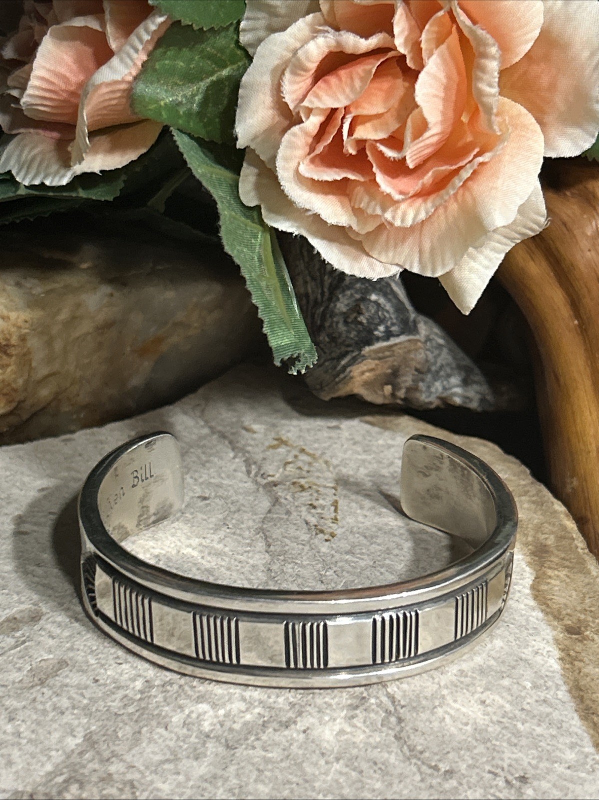 31. Mary & Ken Bill 925 Navajo Patterned 16.6mm wide Cuff bracelet 7 5/8″, 93.9g