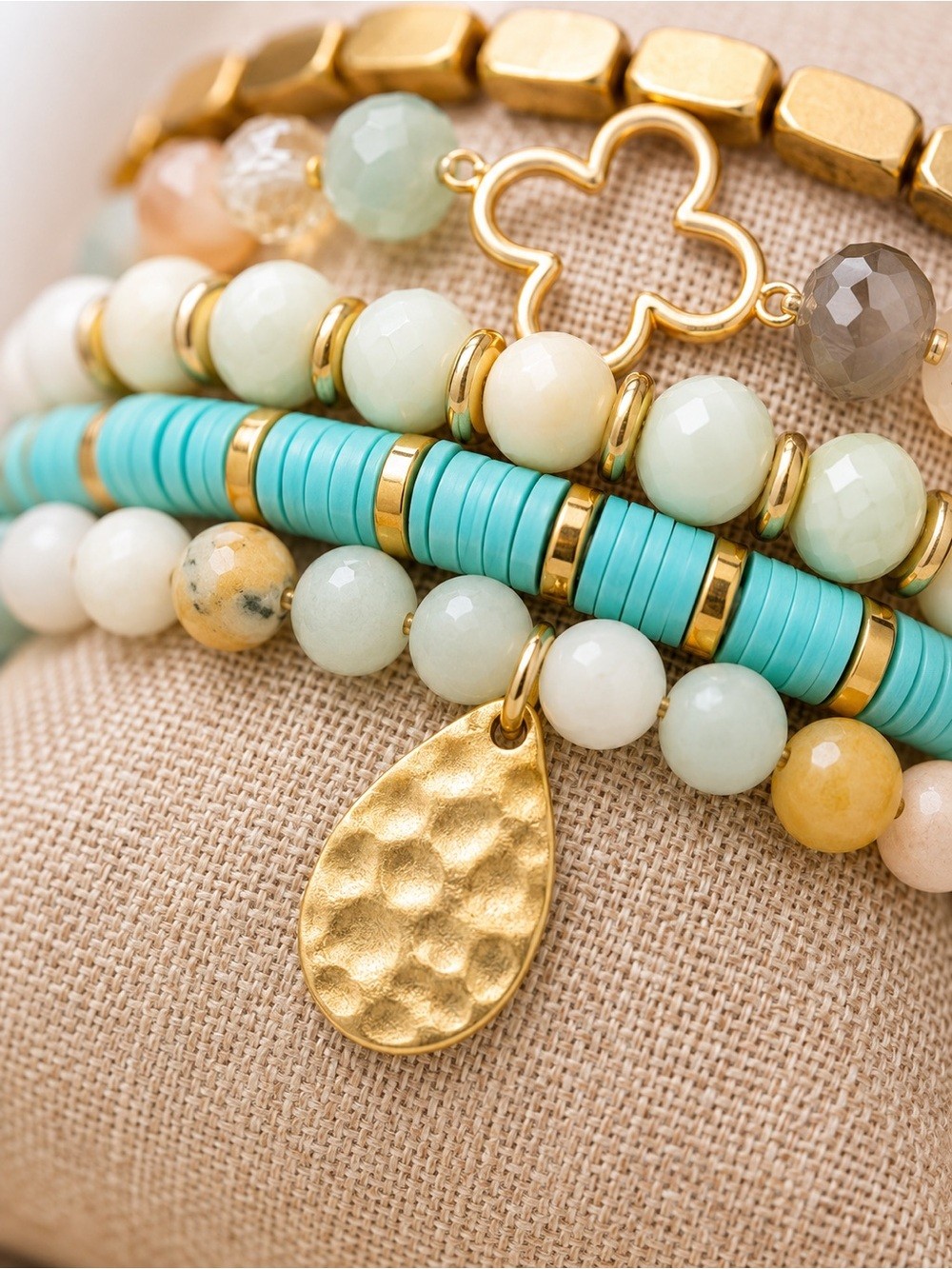 Nicole Miller New York NWT Coastal Beaded Bracelet Stack Gift Box Boho Chic