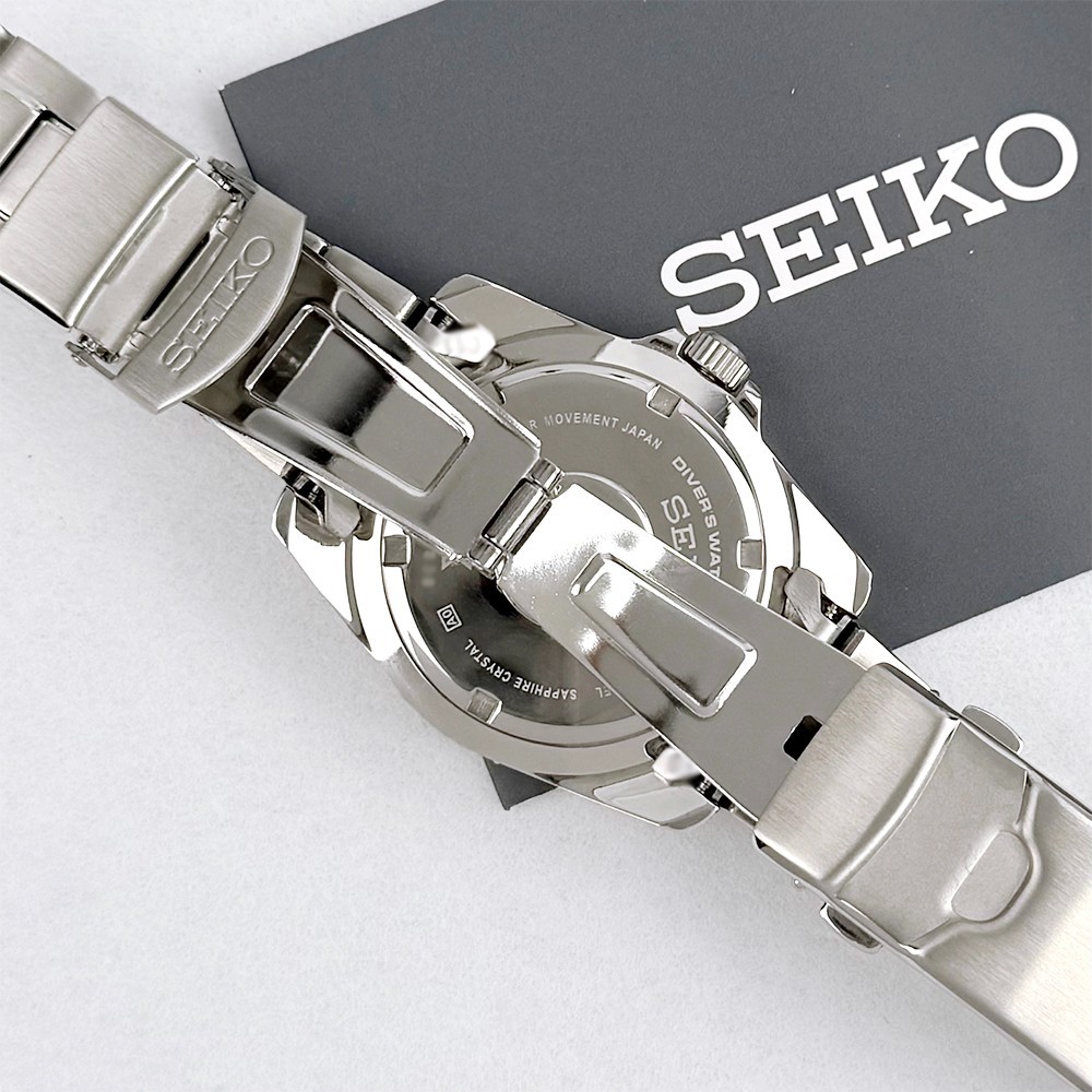 Seiko Men’s Prospex Solar Scuba Green Dial Diver Stainless Watch SNE583