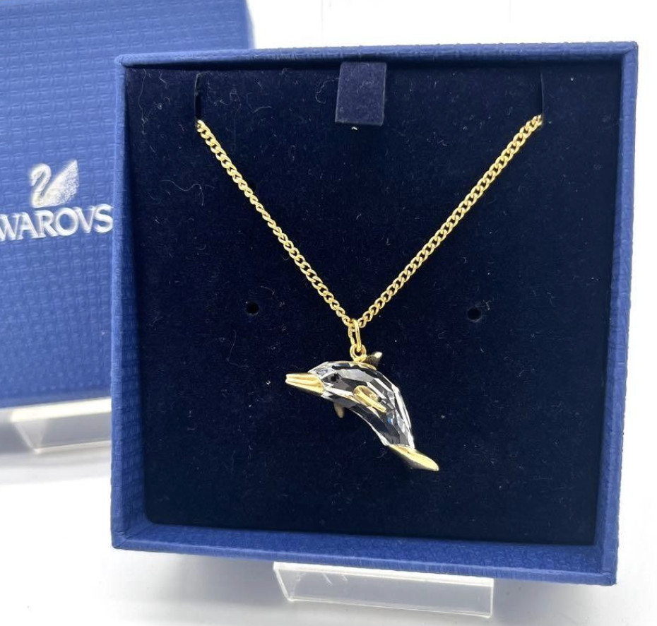 Swarovski Crystal Dolphin Pendant Necklace Gold Tone Animal Theme Chain Jewelry