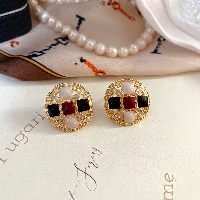 Retro French Elegant Simple Antique Times Drop Oil Enamel Pearl Silver Earring