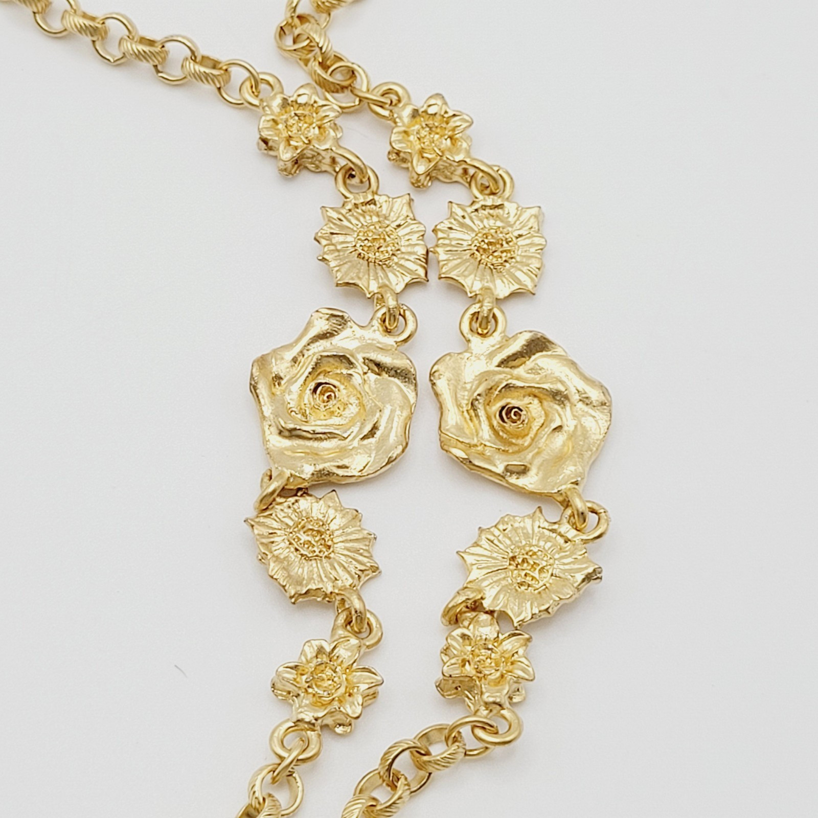 Unique Rose Floral Station Style Bright Gold Tone Sautoir Vintage Necklace Korea