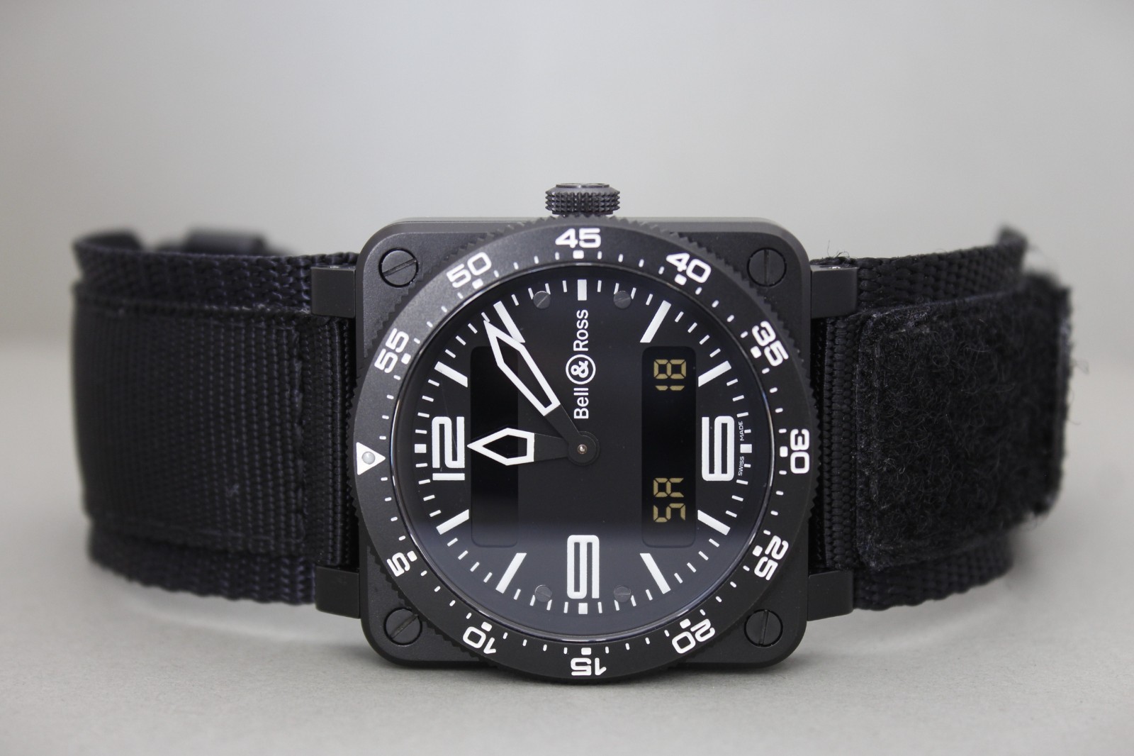 Bell & Ross BR03 Type Aviation Carbon 2012 Box Papers 6-Month Warranty 2x Straps