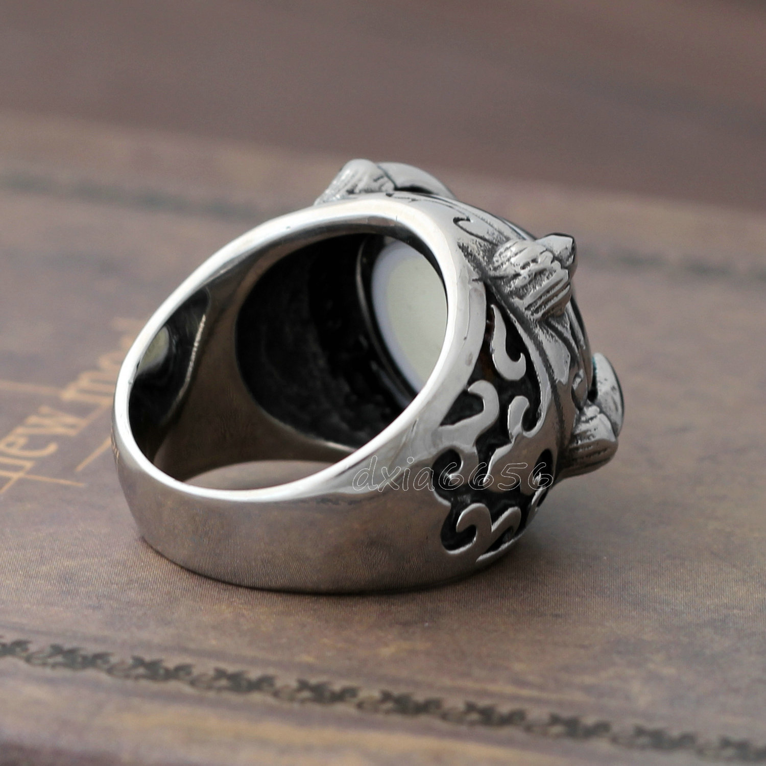 Men’s Gothic Biker Skull Skeleton Claw Turquoise Cat Eye Stainless Steel Ring