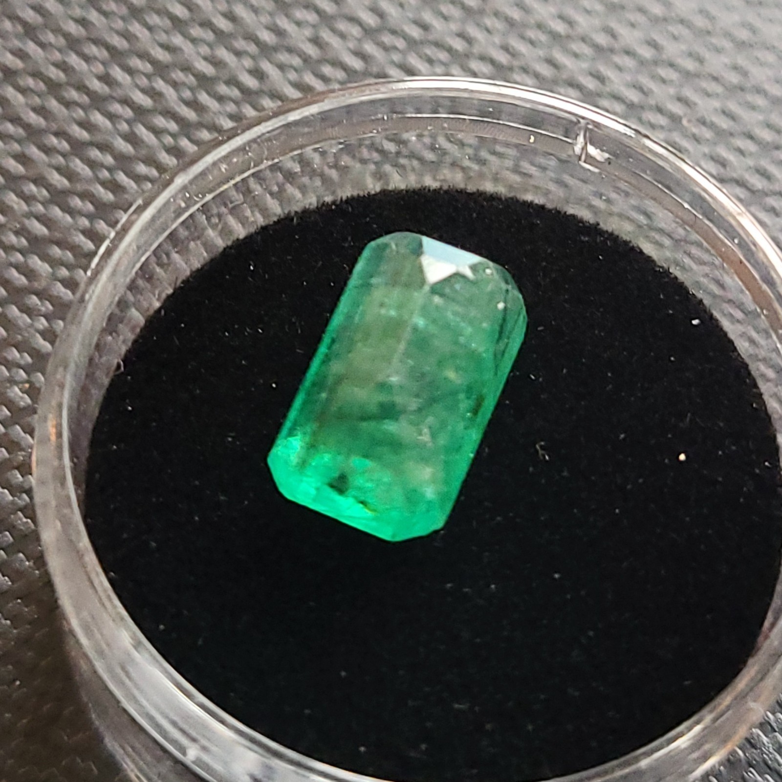 Stunning Ideal Dark Green Natural Untreated Certified Zambian Emerald 4.20ct