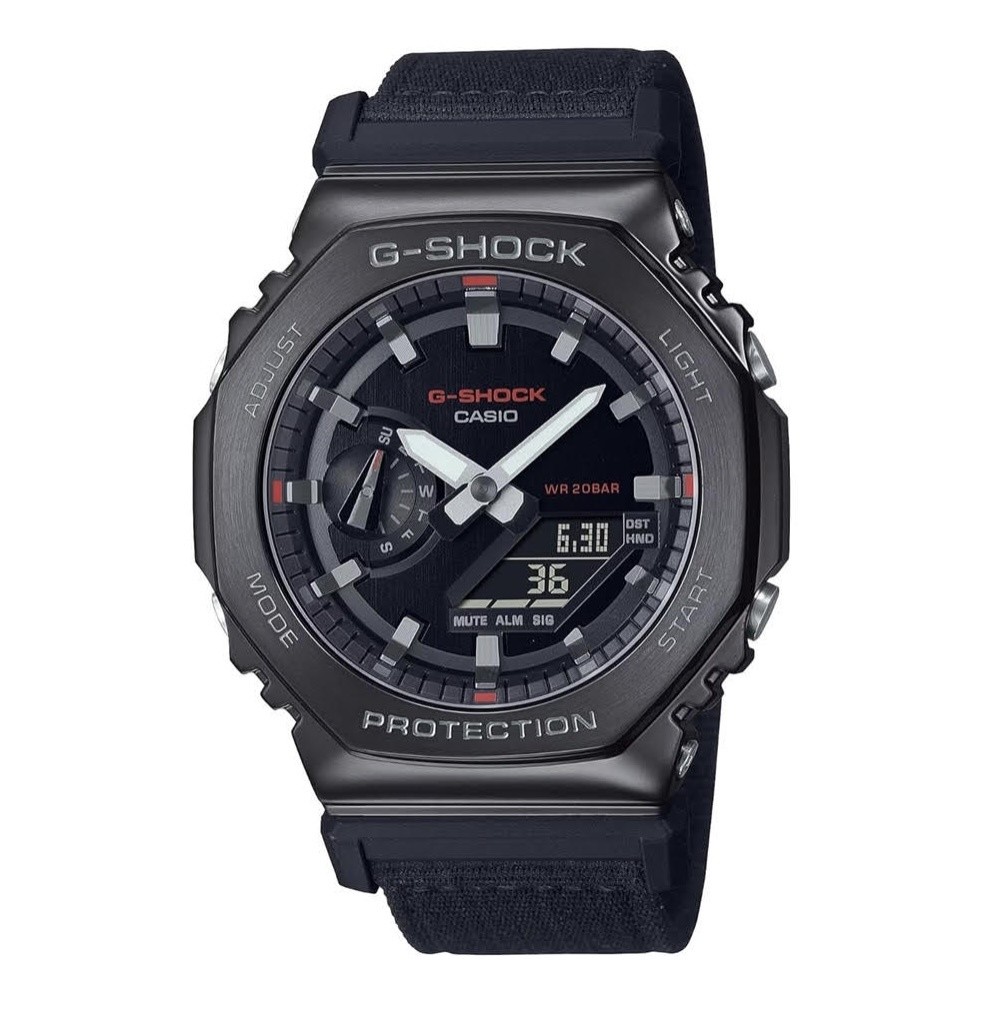 Limited CASIO men’s wristwatch 01 G Shock GM 2100CB 1AER black white strip