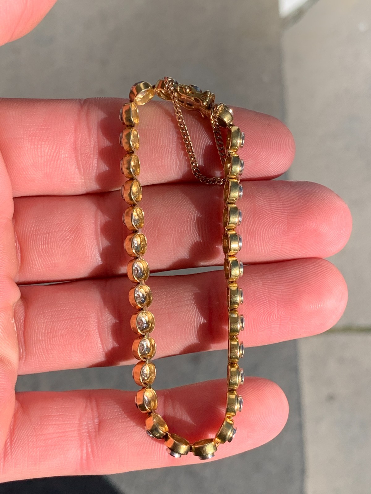 18ct gold diamond 3.10ct bracelet 16.2 grams