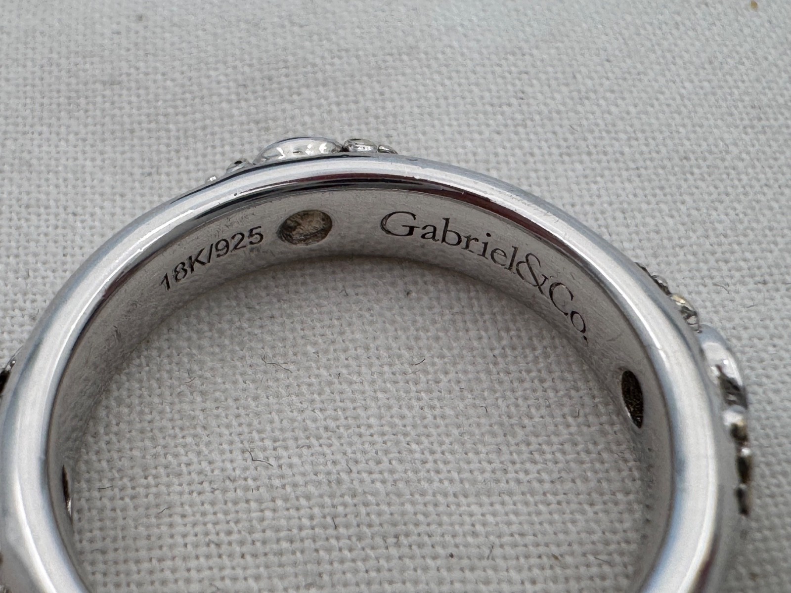 Beautiful Size 7 Gabriel & Co. Designer Sterling & 18K Gold Band / Ring XL-11