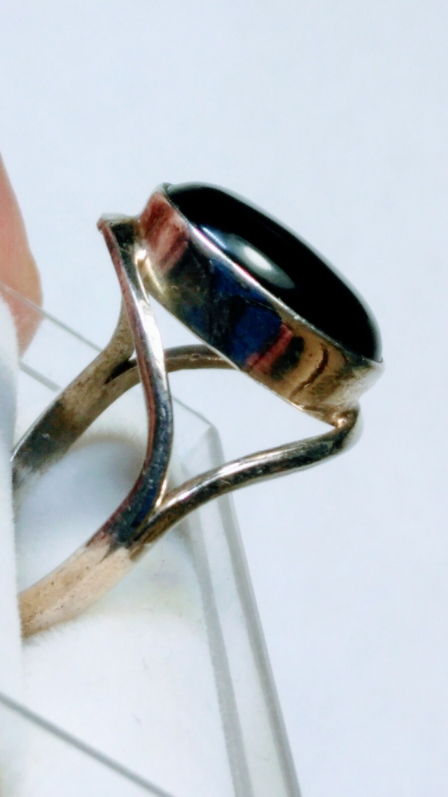 APPEALING STERLING SILVER .925 WITH BLACK ONYX RING IN SIZE 8.75-9.0!