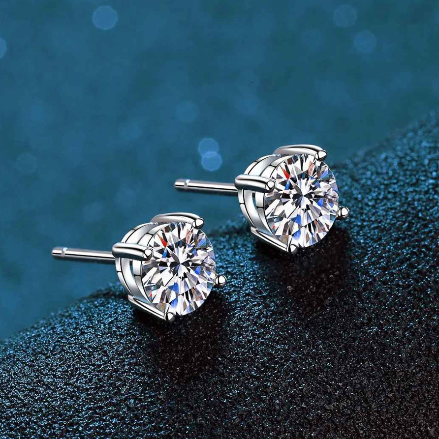 18k White Gold Plated Real 0.2-3CT D Color Moissanite Stud Earrings For Women