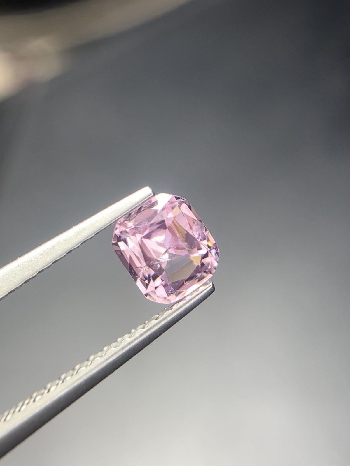 0.60/Ct,Natural Lavender Pink Spinel ,Cushion shape,High situration,SI clarity,