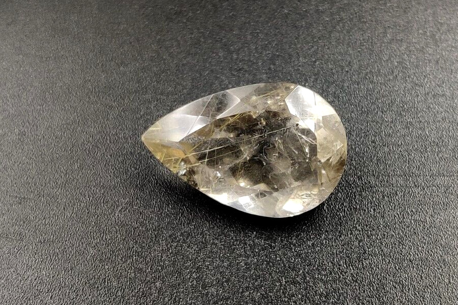 9.40 CT Golden Rutilated Quartz Pear Shape 18.3×12.10mm Faceted Cut Gemstone W41