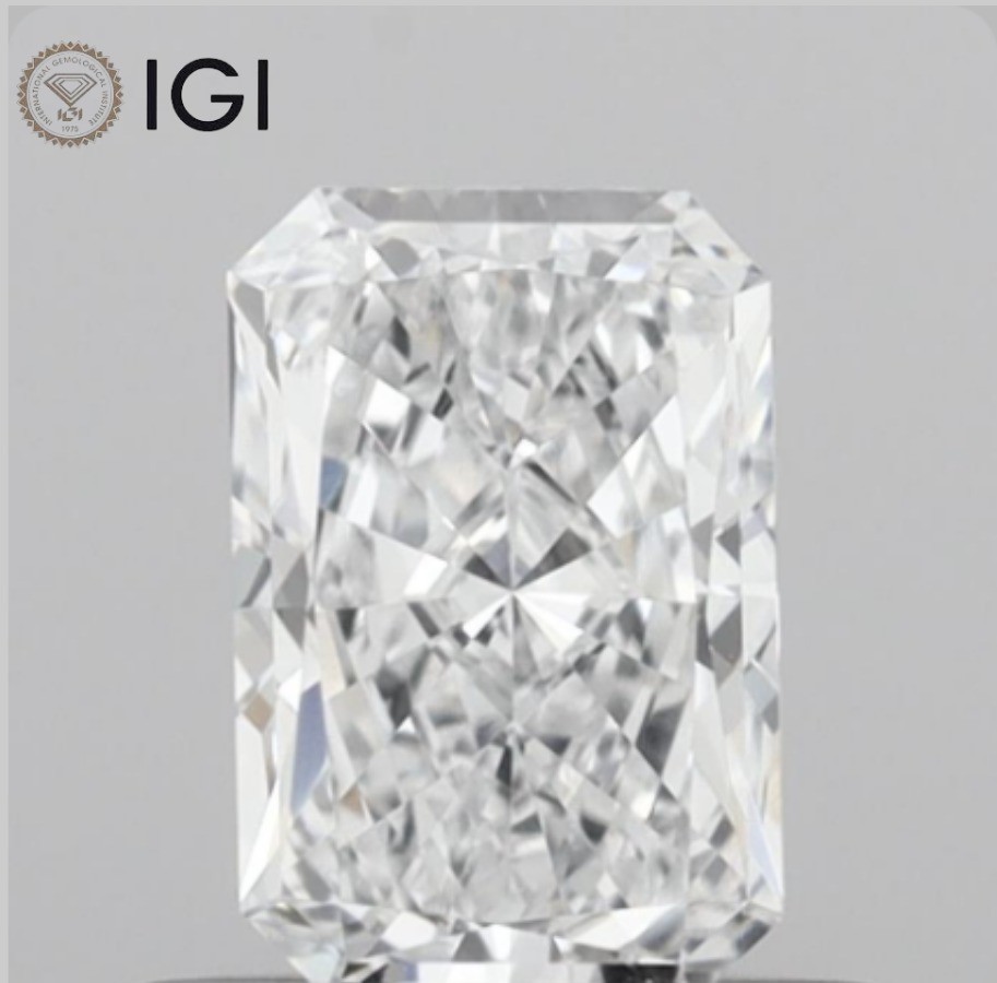 0.6 Ct Radiant Cut IGI Certified Lab Grown CVD Diamond D Color VS1 Clarity Stone