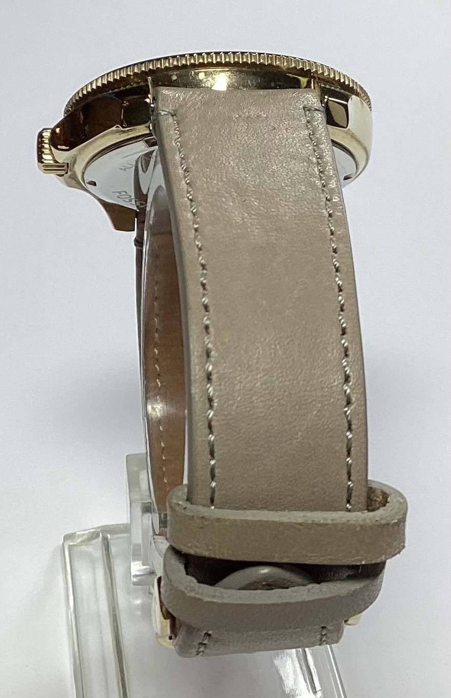 Fossil Womens Watch AM4529 Gold Cream Multi-dial Day Date Taupe Band New Battery