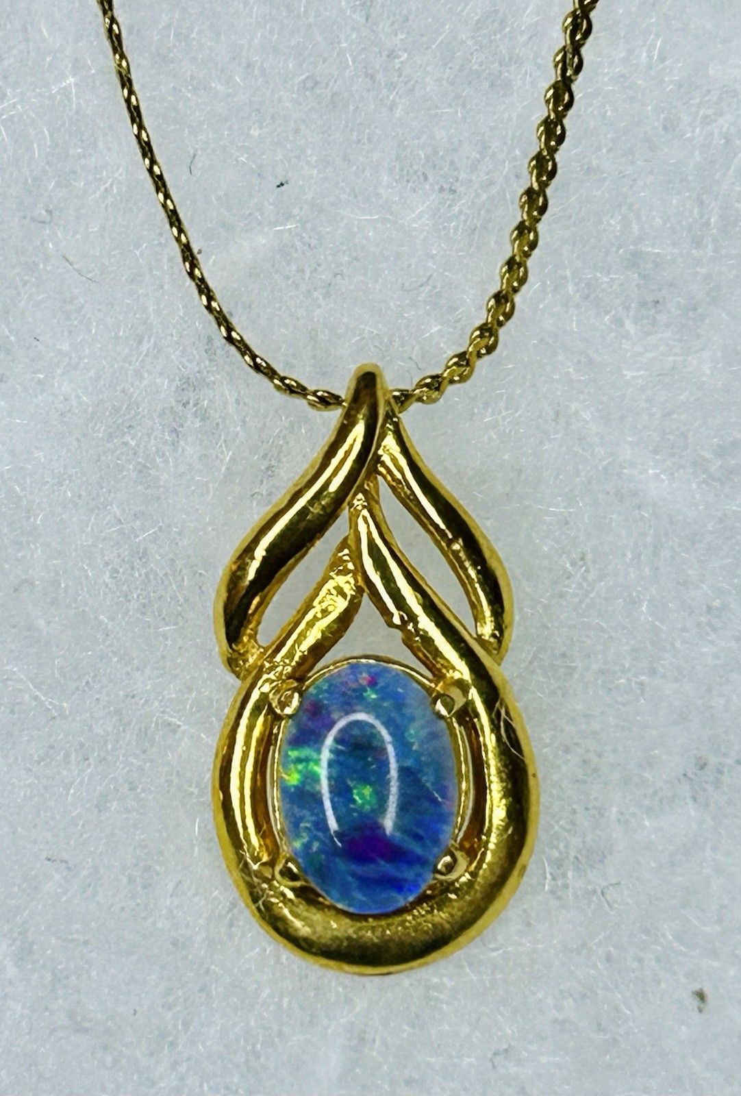 Vintage Gold Tone Faux Opal Pendant Necklace (c. 1985–1995)