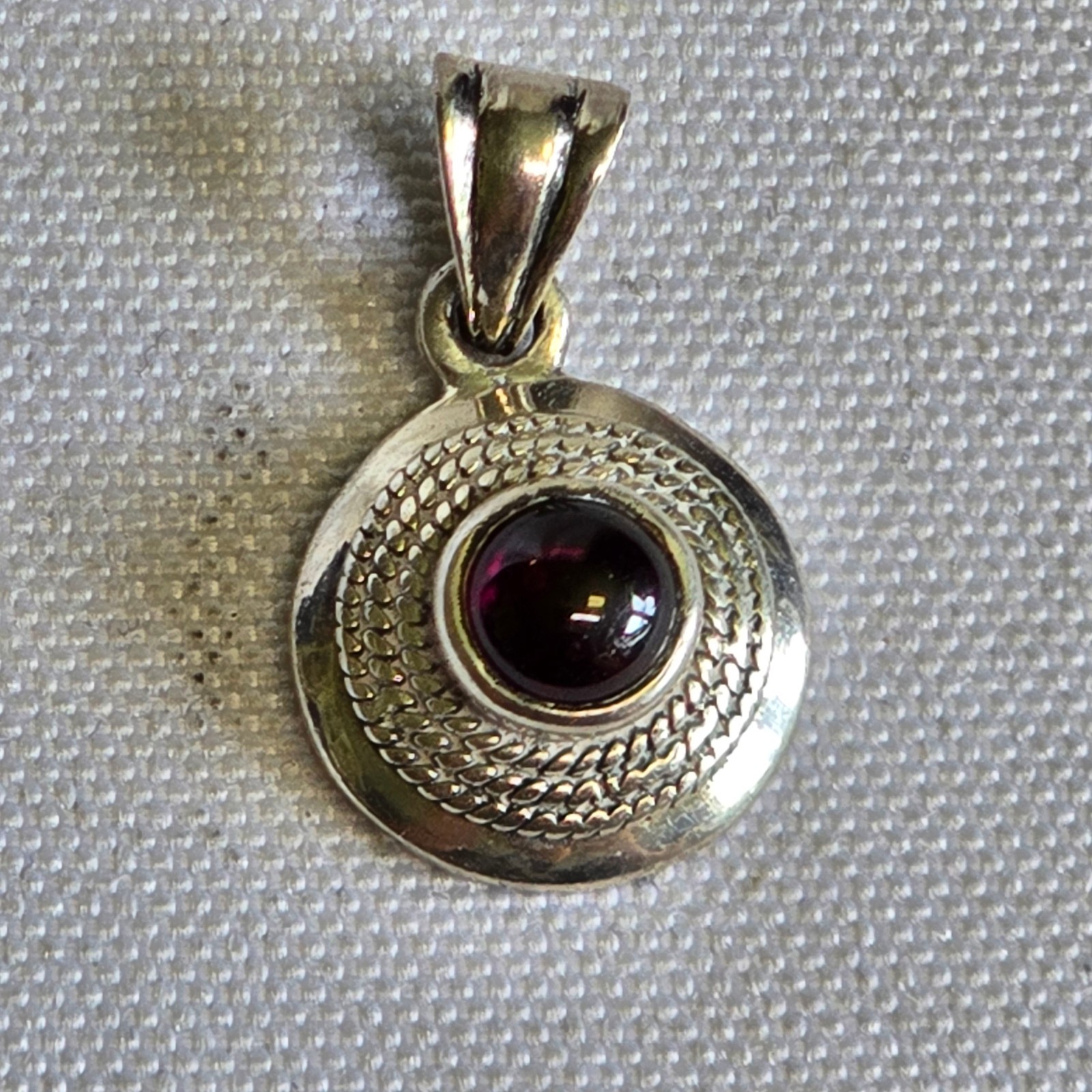 Sterling Silver Pendant 4.39g Fine Jewelry Dark Pink Stone Charm *READ*