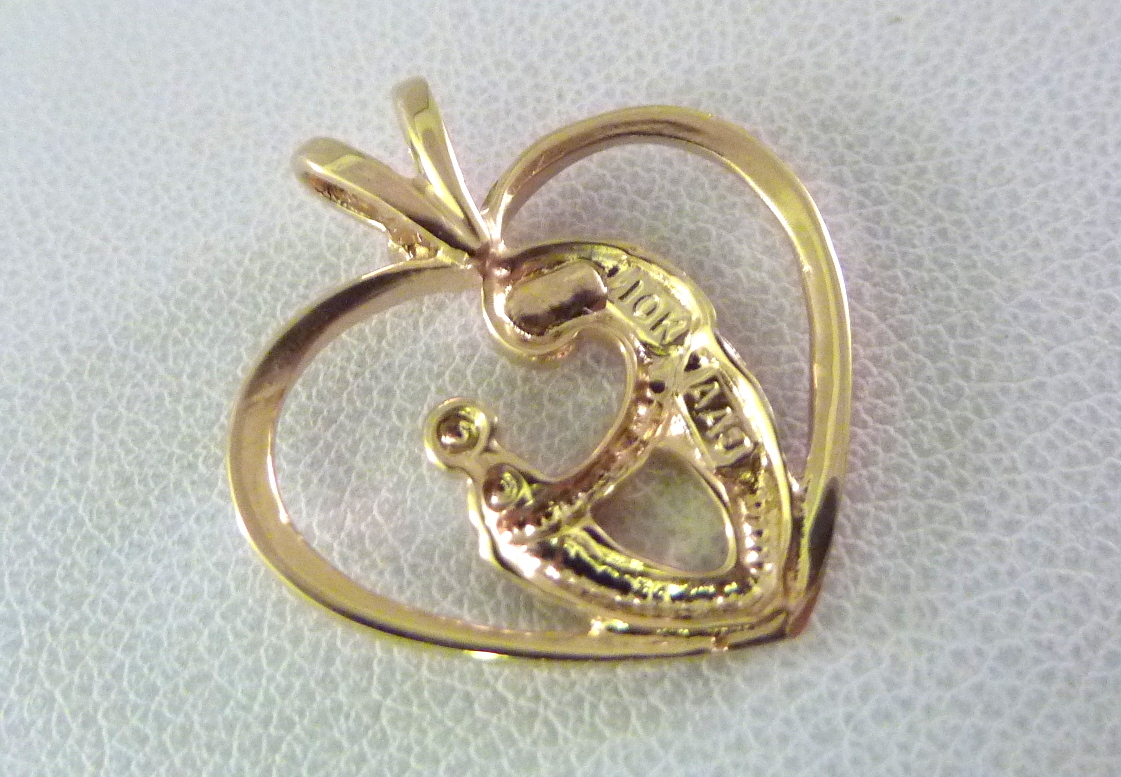 1OK yg Mother Child Heart Pendantopen work- Family Love1.6g 5/8″ I-1521