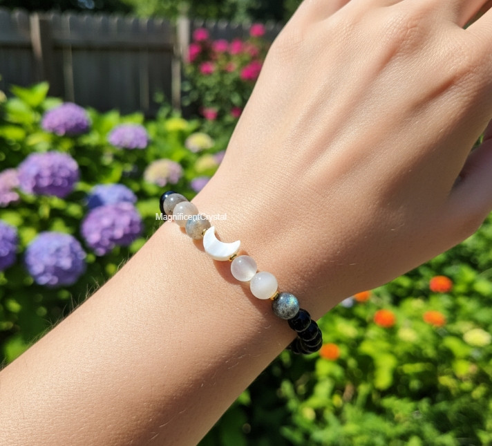 Protection Crystal Moon Charm Moonstone Labradorite Stone Bracelet Women Jewelry