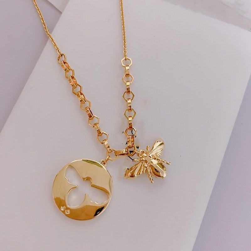 Swarovski Charming Little Bee Necklace Fashionable Simple Round Hollow Bee