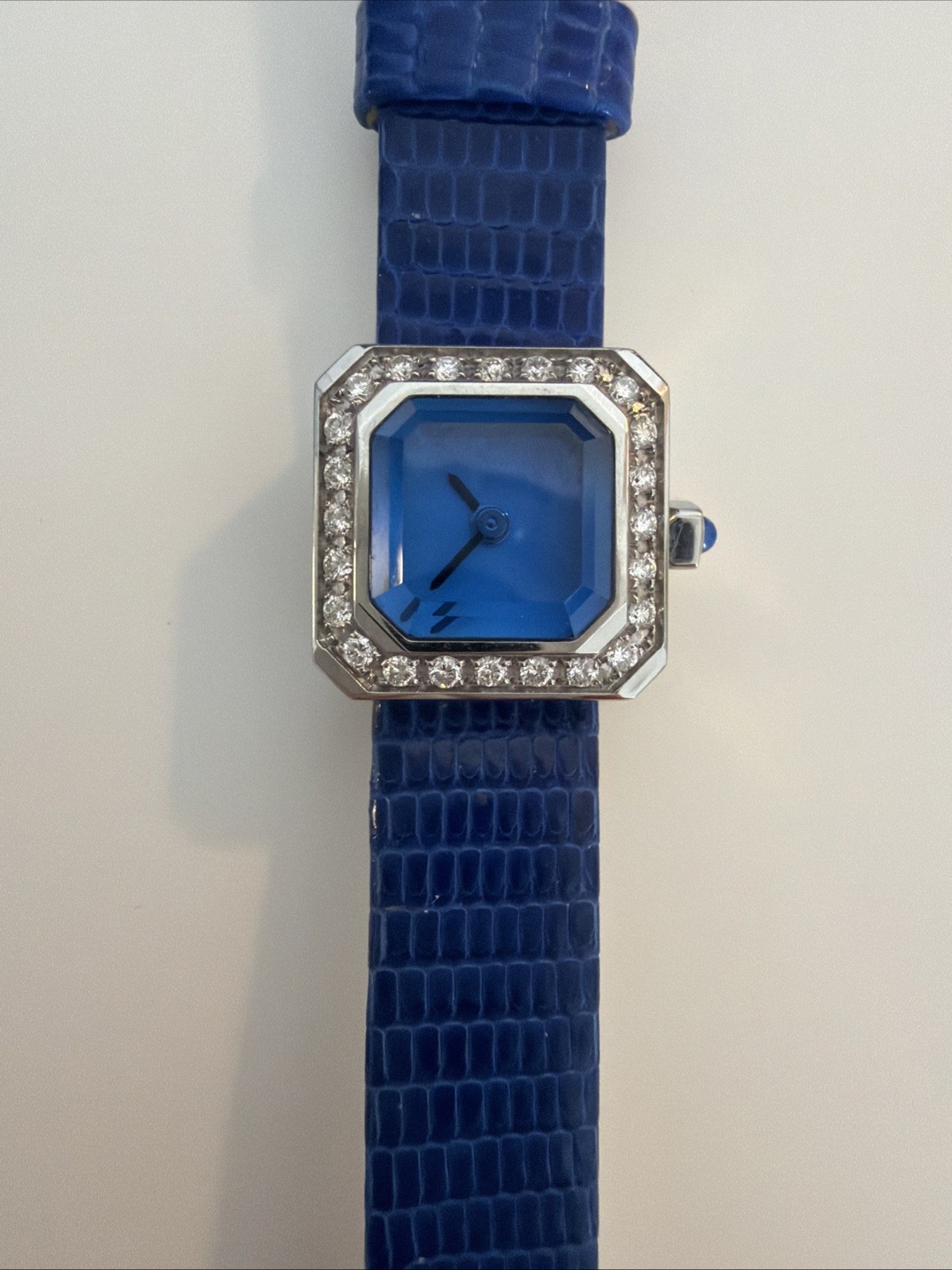 Corum Sugar Cube Ladies Watch, Diamond Bezel and bracelet Blue Dial, 137.423.47