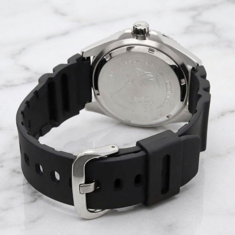 Men’s Diver Watch Quartz Movement Black Dial Red Blue Rotary Pepsi Bezel Casio