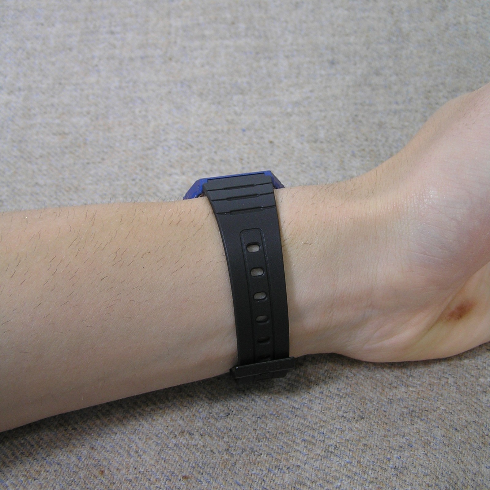 UK STOCK CASIO F-91WM-2AJH Japan Exclusive Digital Watch Classic Imported Model