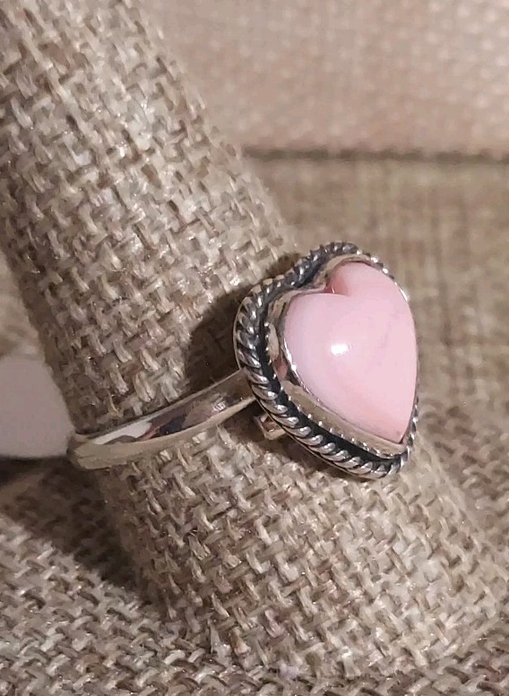New Sterling Silver & Natural Pink Conch Heart Adjustable Ring
