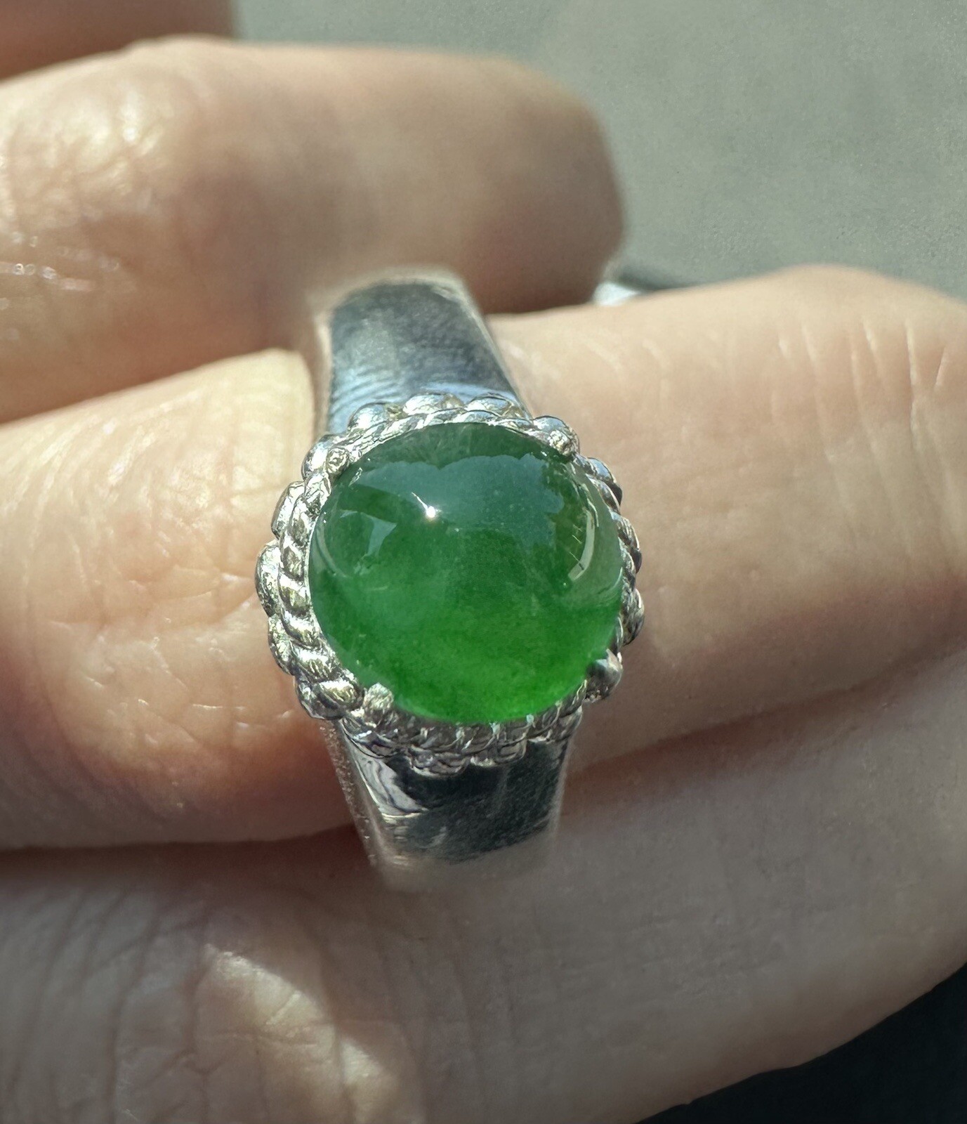 1.39CARET NATURAL BURMA JADEITE JADE TYPE A LOOSE GEMSTONE GREEN COLOR