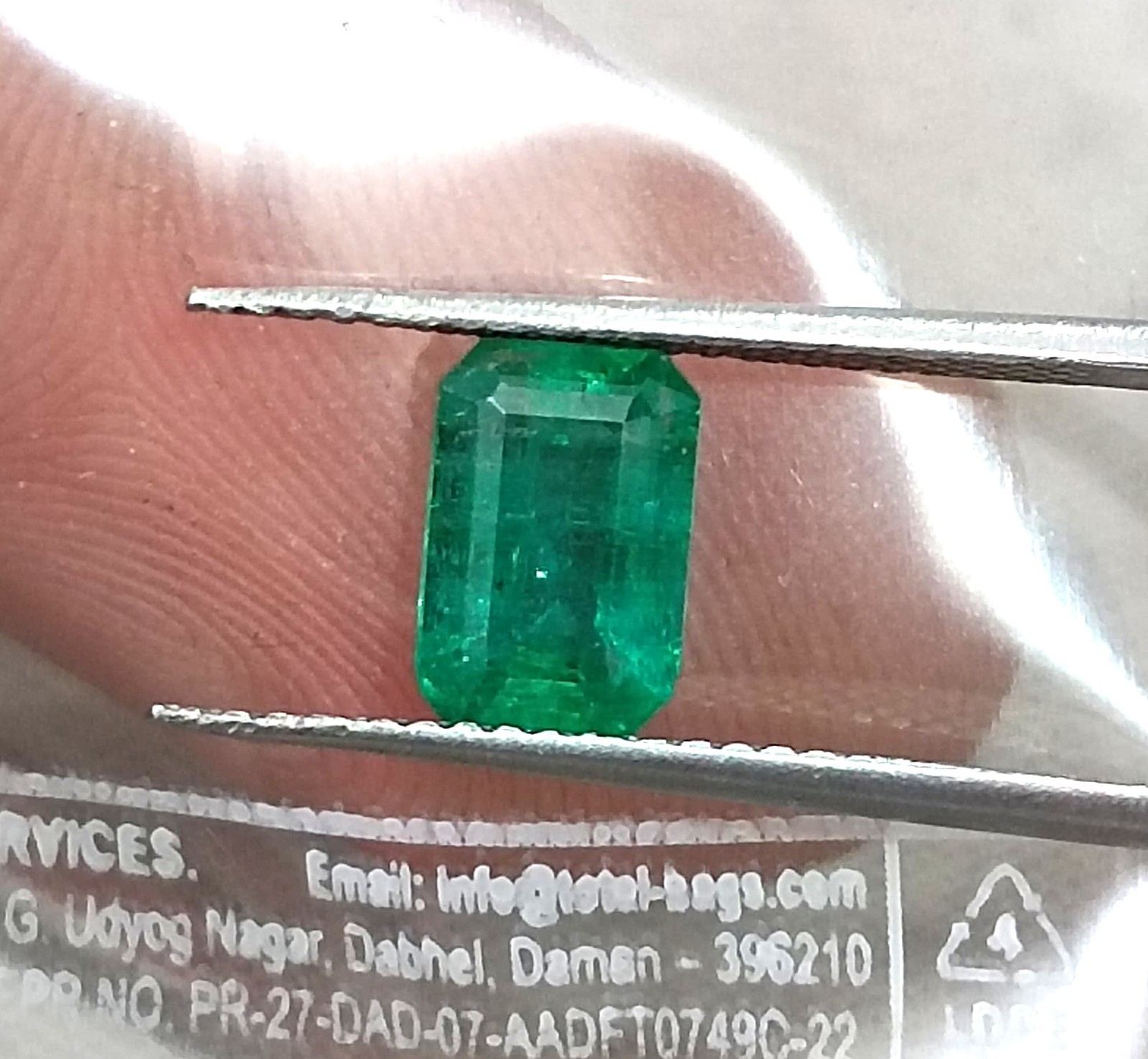 1.04ct Deep Green Natural Emerald Zambia Minor Oil Octagon Cut Gemstone