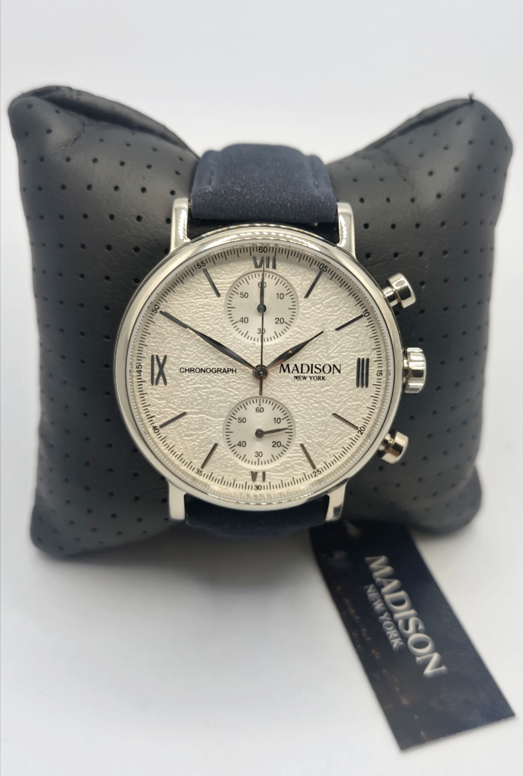 Unworn Madison New York Seventh Avenue Chronograph Quartz Watch Ref:MA011013-1
