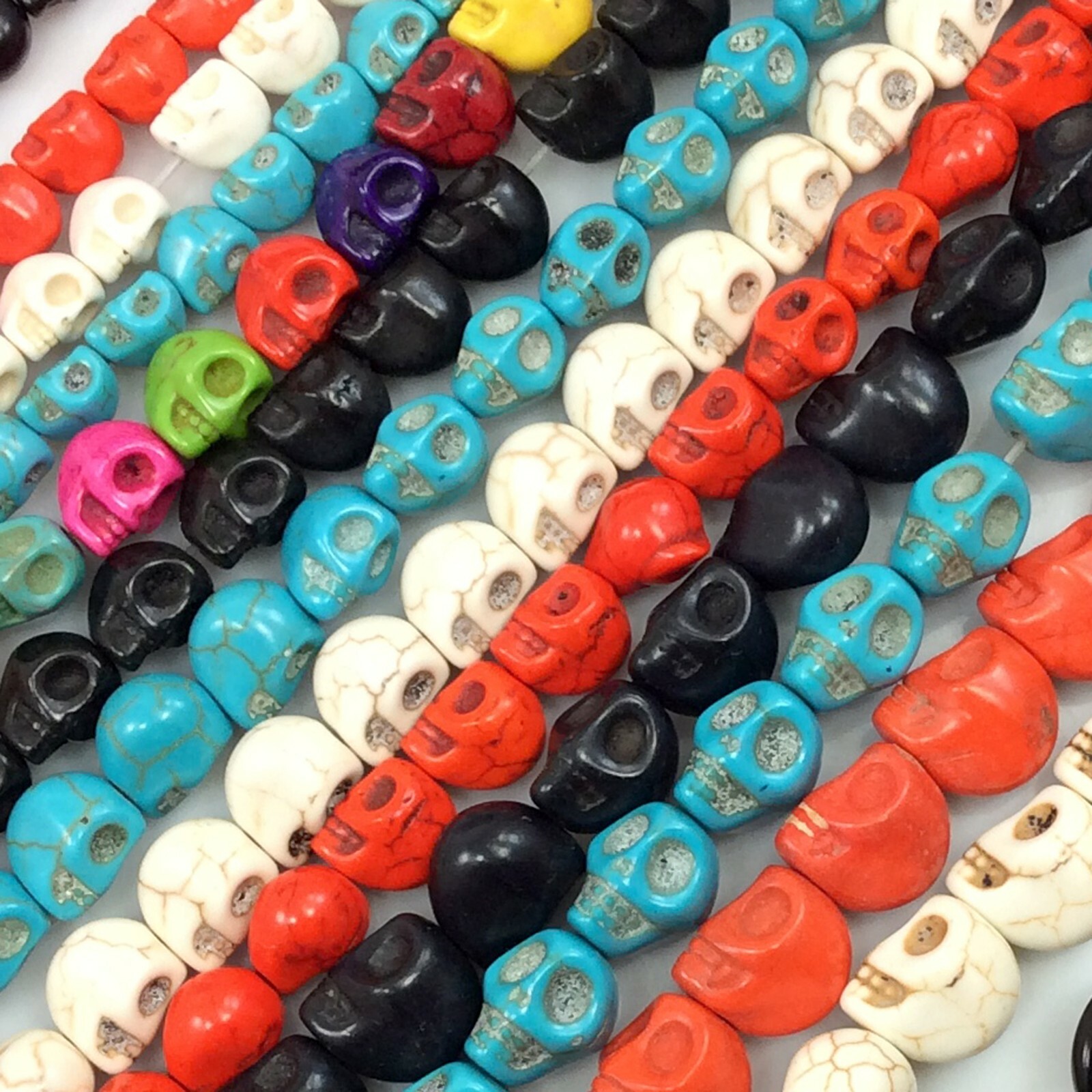 Halloween Decor Howlite Skull Magnesite Turquoise Pumpkin Beads 15″ Bracelet