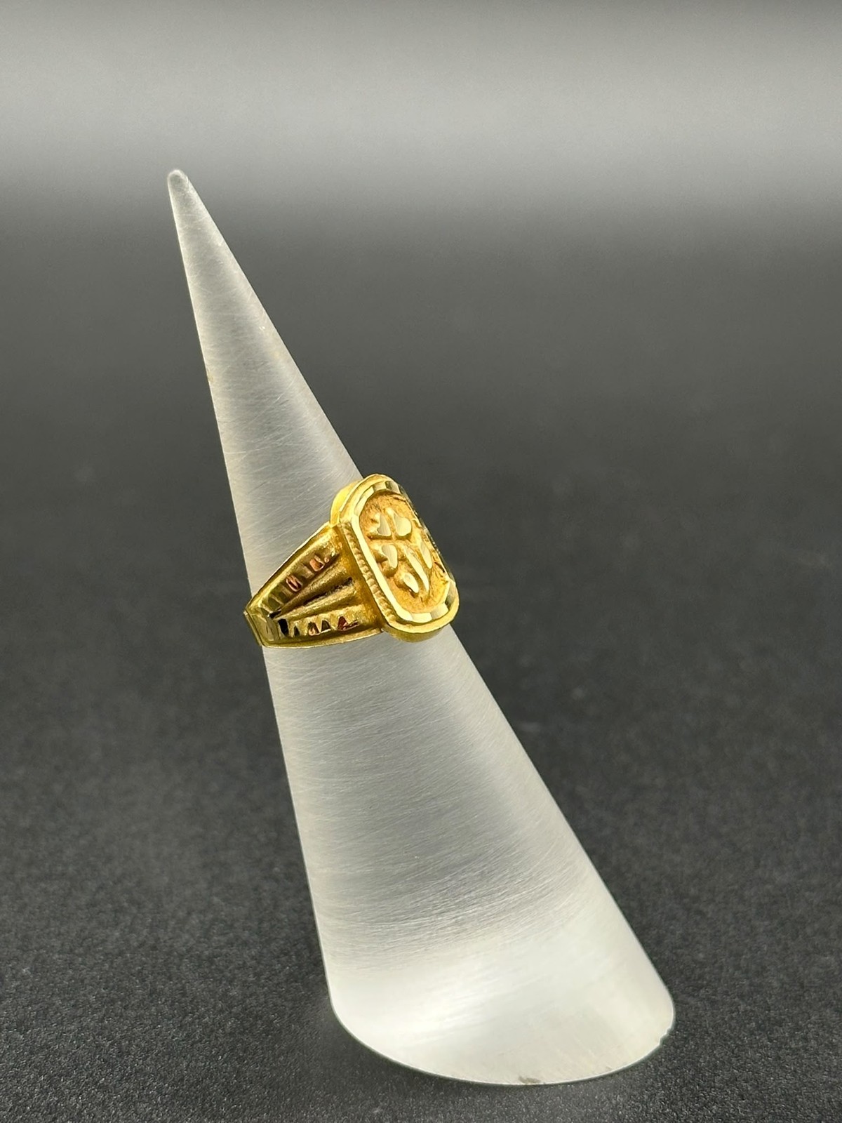 Unisex 22ct Yellow Gold Pattern Ring