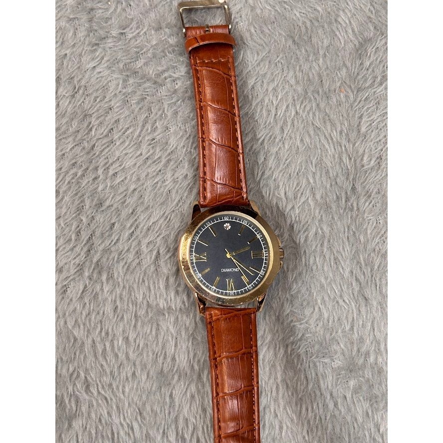 Accutime Watch Corp Stainless Steel Caseback Gold Tone Black Face