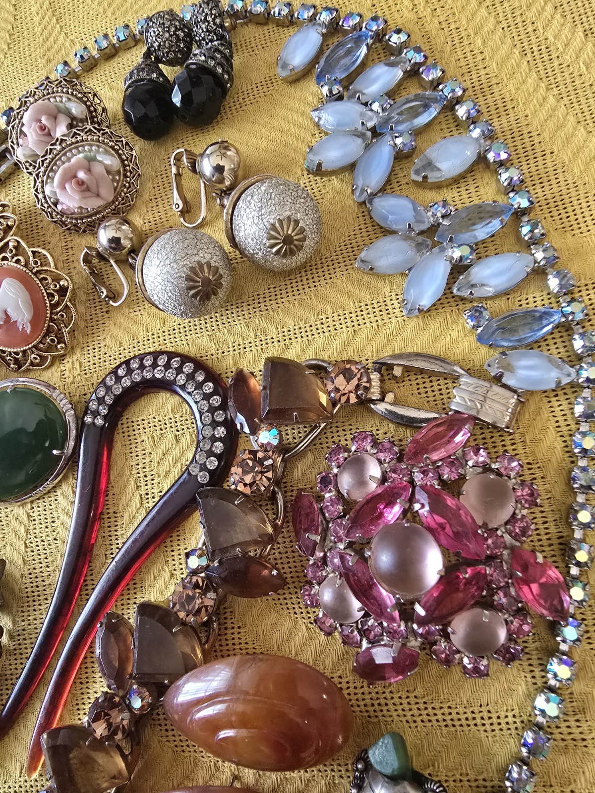 Vtg. Estate Jewelry Lot. Heidi Daus, Miriam Haskell,Seiko etc.