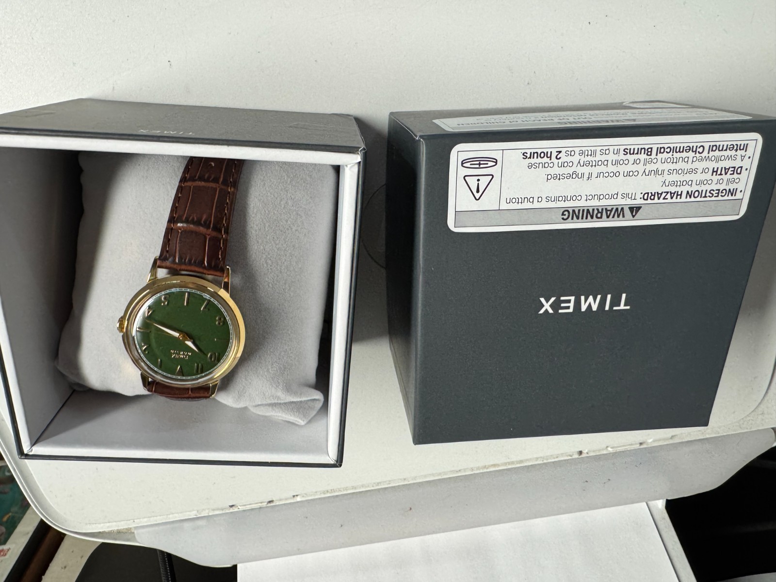 Timex Green Marlin Quartz 34MM Watch TW2Y37800 W/Box Runs Good