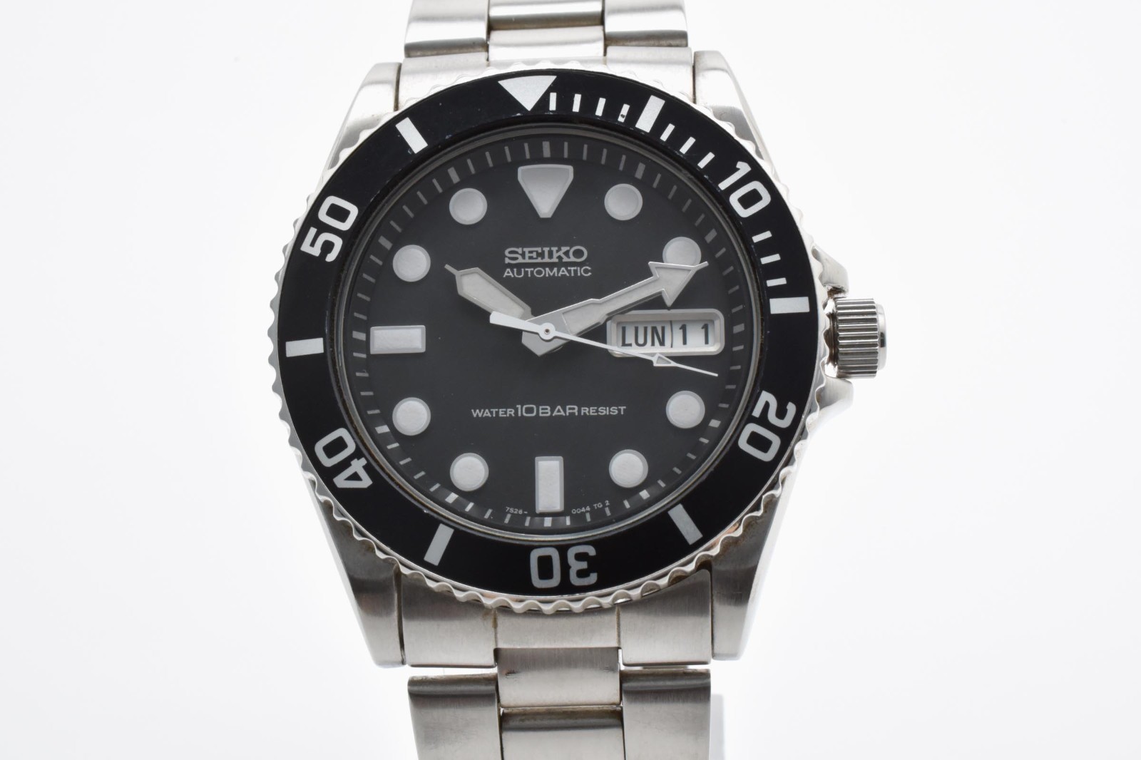Seiko 7S26-0040 Diver Automatic Mens Watch Black Dial Day Date 10Bar Works #22