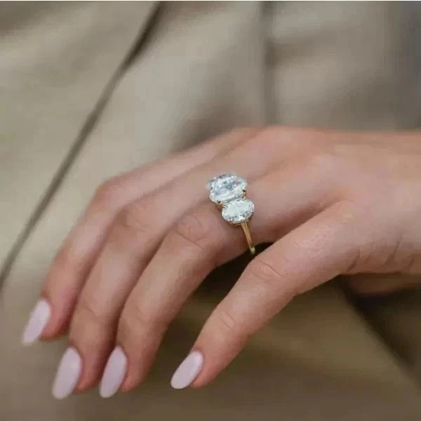 4CT IGI Oval F/VS1 Lab Grown Diamond Women Anniversary Gift Ring 14k Yellow Gold