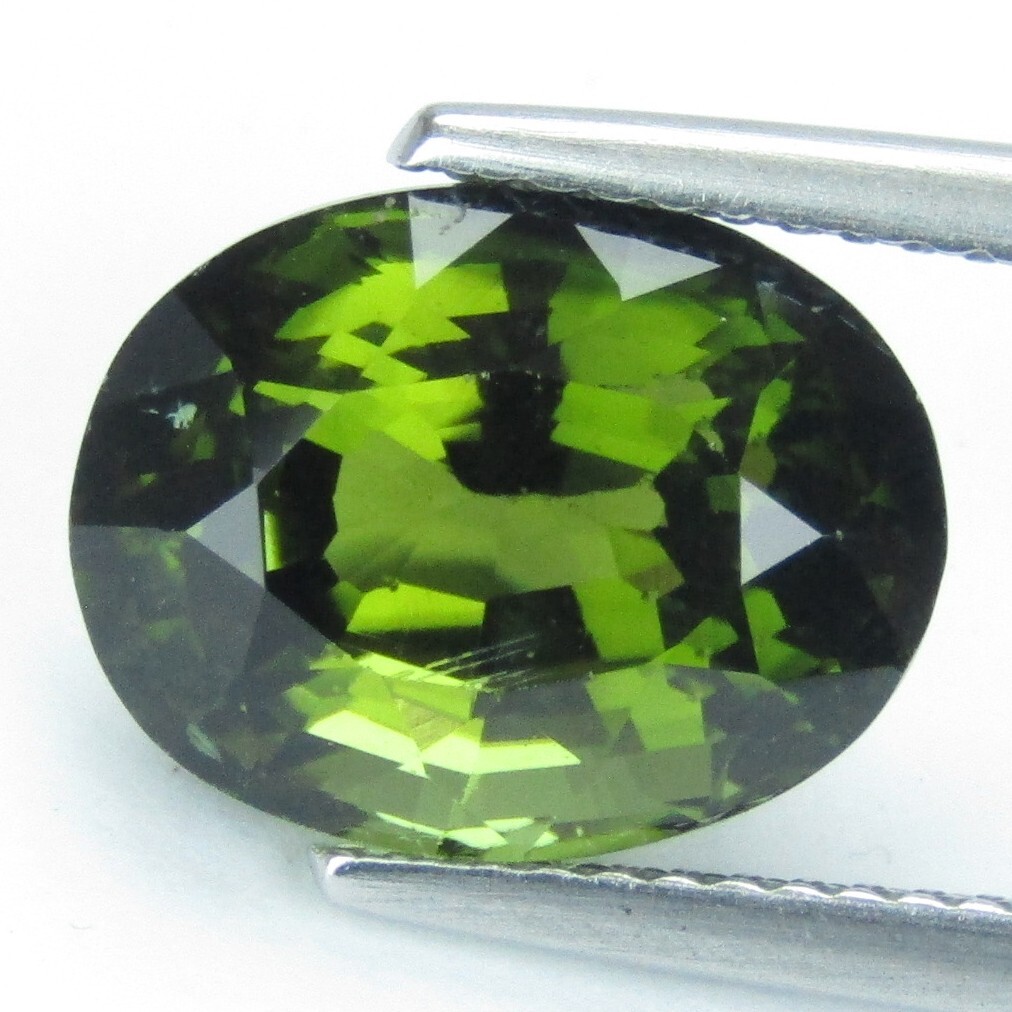 6.16Cts Genuine Amazing Natural Green Tourmaline 12.2×9.4mm Oval Shape